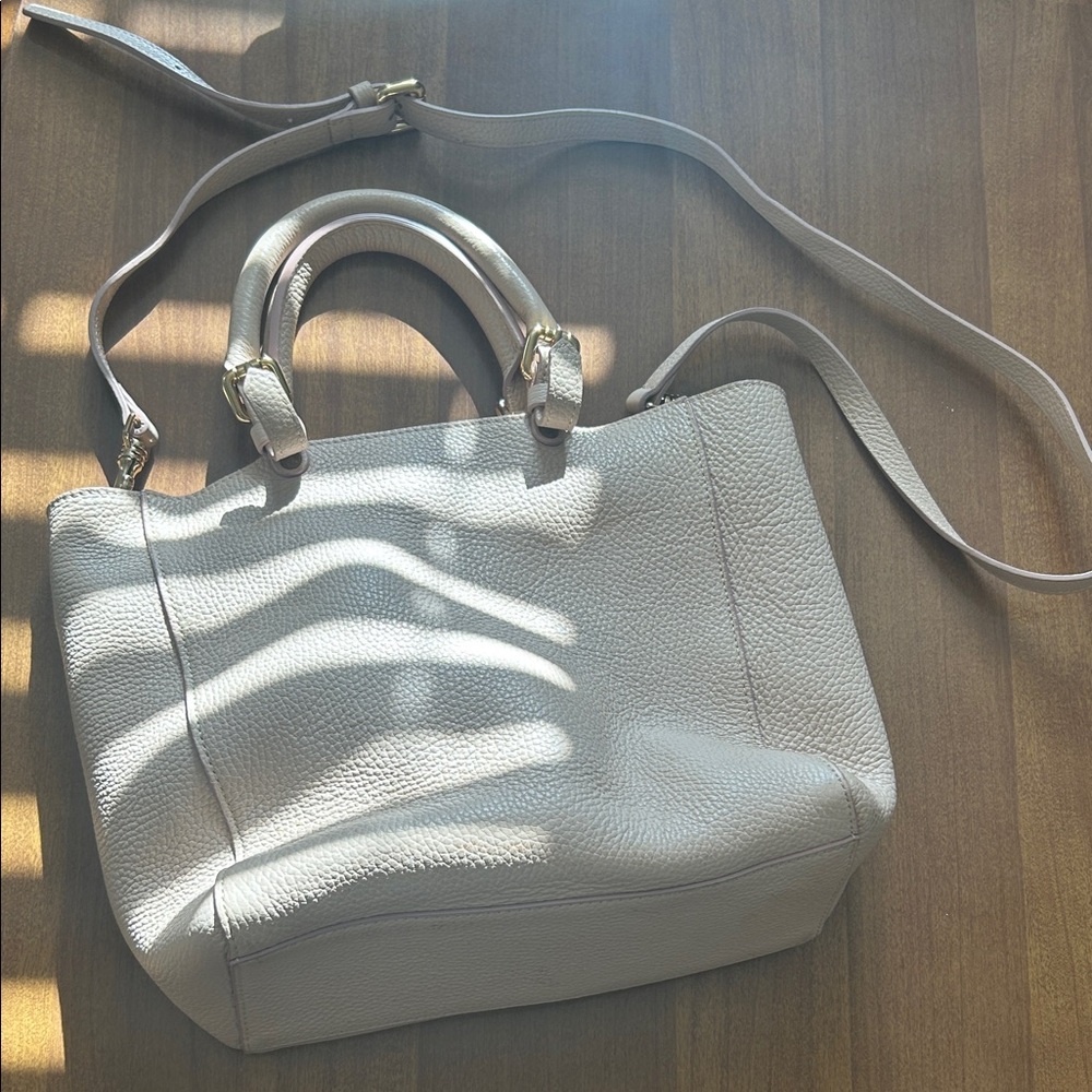 Mark & Graham Chic Cream Leather Shoulder Bag